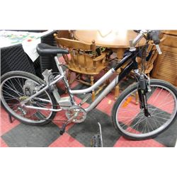 SCHWINN LADIES 7 SPEED ELECTRIC BIKE