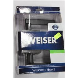 WEISER HALL AND CLOSET HANDLE SET