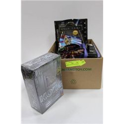 BOX OF ASSORTED COLLECTIBLES