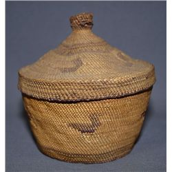 MAKAH LIDDED BASKET