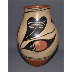 SANTO DOMINGO POTTERY VASE