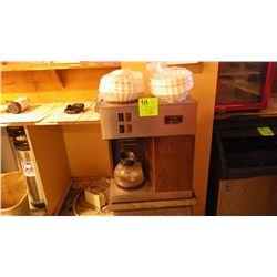 Bunn cofee maker and stand