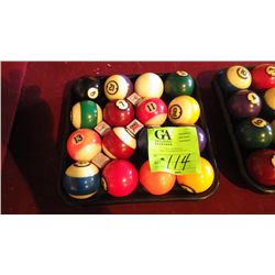 Set of 16 eight ball pool balls in tray