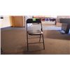 Image 2 : 12 folding chairs