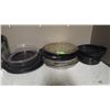 Image 1 : Roasters and pans with small black board, and misc. trays