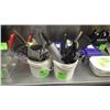 Image 1 : Misc kitchen utensils in two small pails