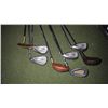 Image 6 : 8 piece set of right handed goldf clubs with bag and bag stand