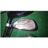 Image 6 : 16 piece set of left handed goldf clubs with bag and bag stand