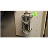 Image 3 : Comercial grade French fry cutter