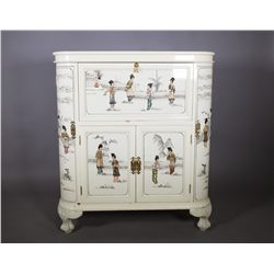 White Lacquer Wine Cabinet Inlaid Hardstone Figure