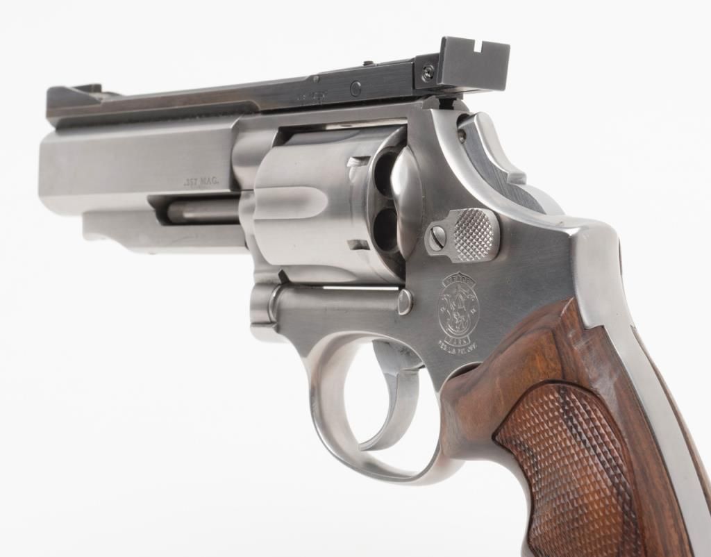 Smith and Wesson Model 686 Custom revolver, .357 Magnum caliber, Serial ...