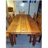 Image 1 : WOOD TABLE
