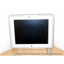 APPLE 15” LCD