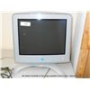 Image 1 : APPLE 17” STUDIO DISPLAY CRT