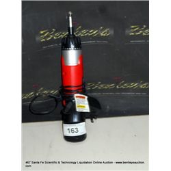 BLACK & DECKER PIVOT DRIVER