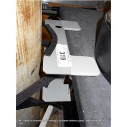 TANK TO TABLE CLAMP