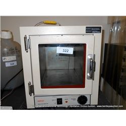 NAPSO 5831 VACUUM OVEN