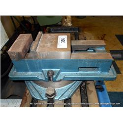 MILL TABLE VISE