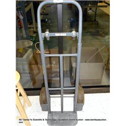 MILWAUKEE 2-WHEEL DOLLY