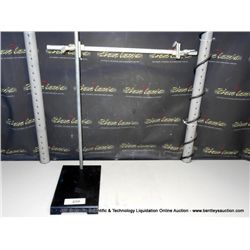 METAL BASE LAB STAND