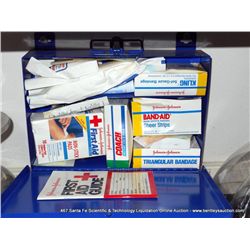 JOHNSON & JOHNSON FIRSTAID KIT