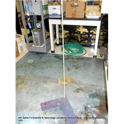 LAB STAND