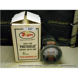 DWYER SERIES 3000 PHOTOHELIC SWITCH / GAGE