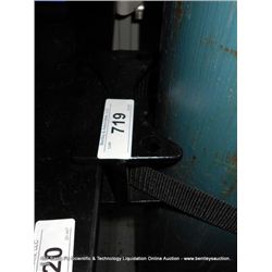 TANK TO TABLE CLAMP
