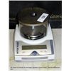 Image 1 : METTLER TOLEDO PL-203-5 CLASSIC LIGHT SCALE