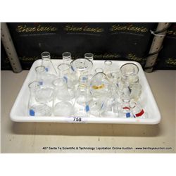 TRAY: BEAKERS