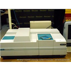 VARIAN CARY 500 SCAN UV-VIS-NIR SPECTOPHOTOMETER W/ COMPUTER SYSTEM
