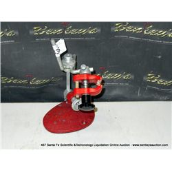 SWIVEL LAB STAND