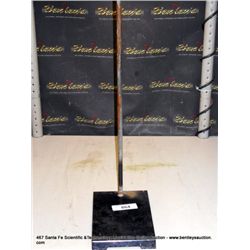 METAL BASE LAB STAND