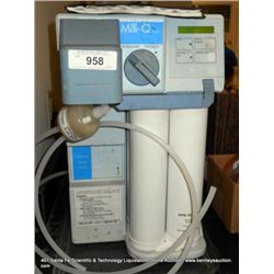 MILLI-Q-PLUS ZD5211584 ULTRA-PURE WATER SYSTEM
