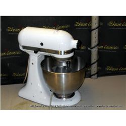 KITCHEN AID CLASSIC MIXER