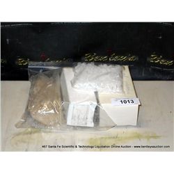 LOT: VOLUMETRIC FLASKS W/ LIDS