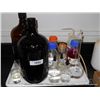 Image 1 : TRAY: MISCELLANEOUS LAB GLASSWARE