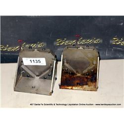 PAIR: LAB STAND BASE