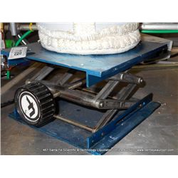 FISHER BRAND LAB JACK