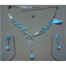 Necklace And Earring Set Diamond: 3.62 Ctw Pearl 17.98 Ctw And 18kt Gold 26.150 Gram