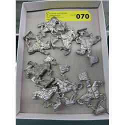 8 Old lead infantry army soldiers
