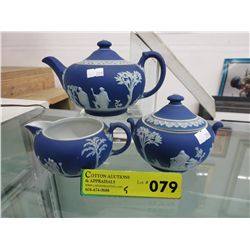 Vintage Wedgwood teapot, cream & sugar