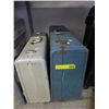 Image 1 : 2 Vintage suitcases