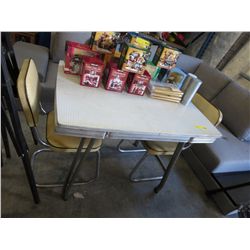Vintage 60's expandable kitchen table