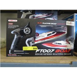 R/C racing boat