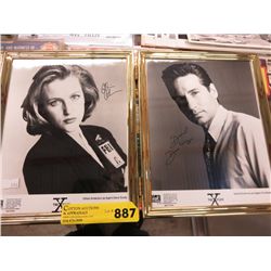 Autographed - X Files photo's of Scully & Mulder