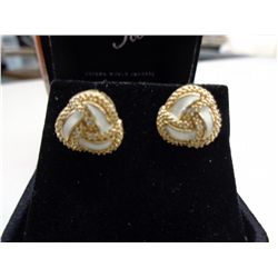 New ladies diamond knot style earrings