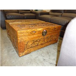 NEW - Chinese camphor wood chest - brass closure