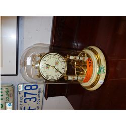 Anniversary clock w/ dome