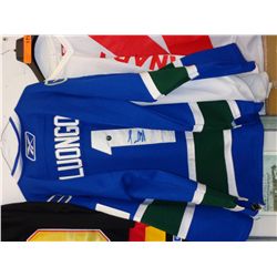 Signed "Luongo" jersey